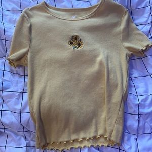 Hollister "Baby Tee" , Yellow W/ Sunflower